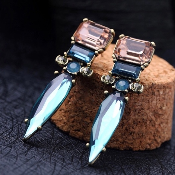 NEW Teal and Pink Drop Earrings - Picture 3 of 4